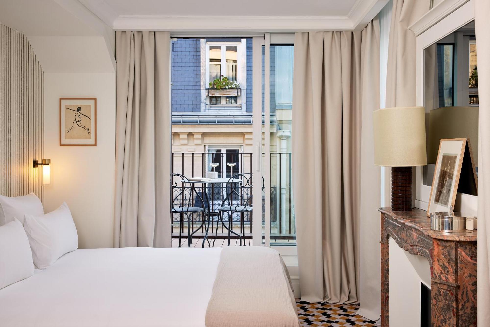 Hotel Noucha Paris Exterior photo