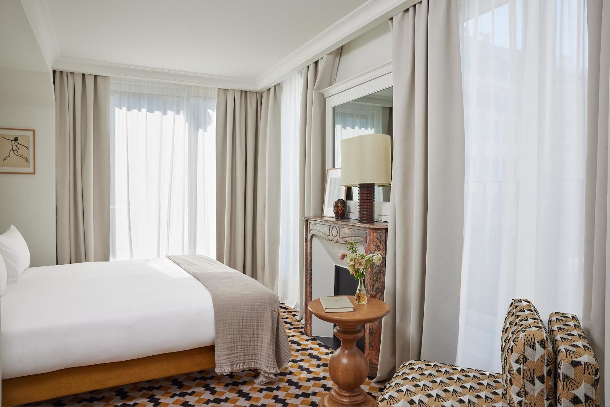 Hotel Noucha Paris Exterior photo